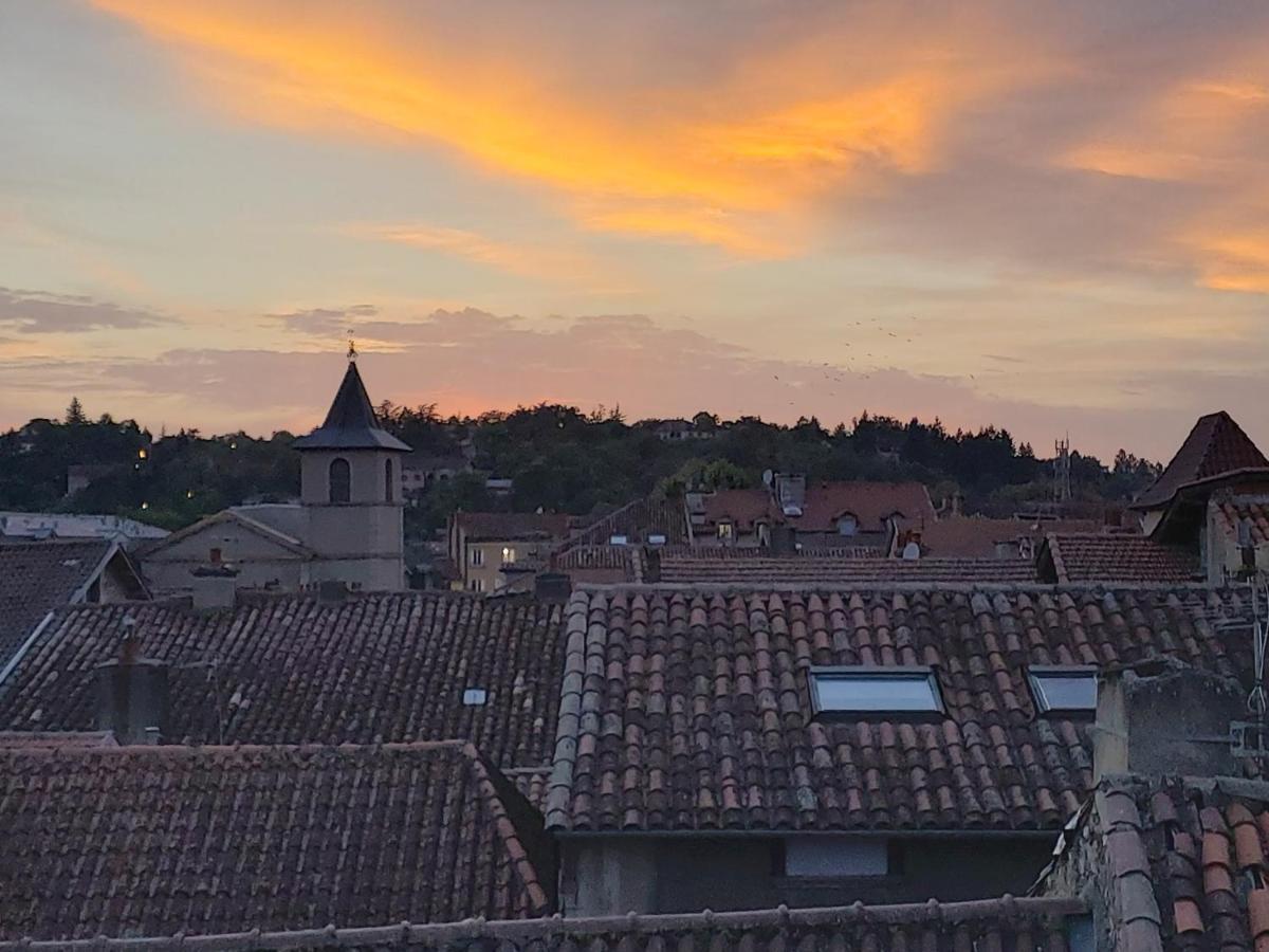 Le Saint-Georges Villefranche-de-Rouergue Exterior foto